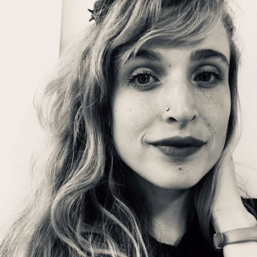 Meet your Posher, Phoebe